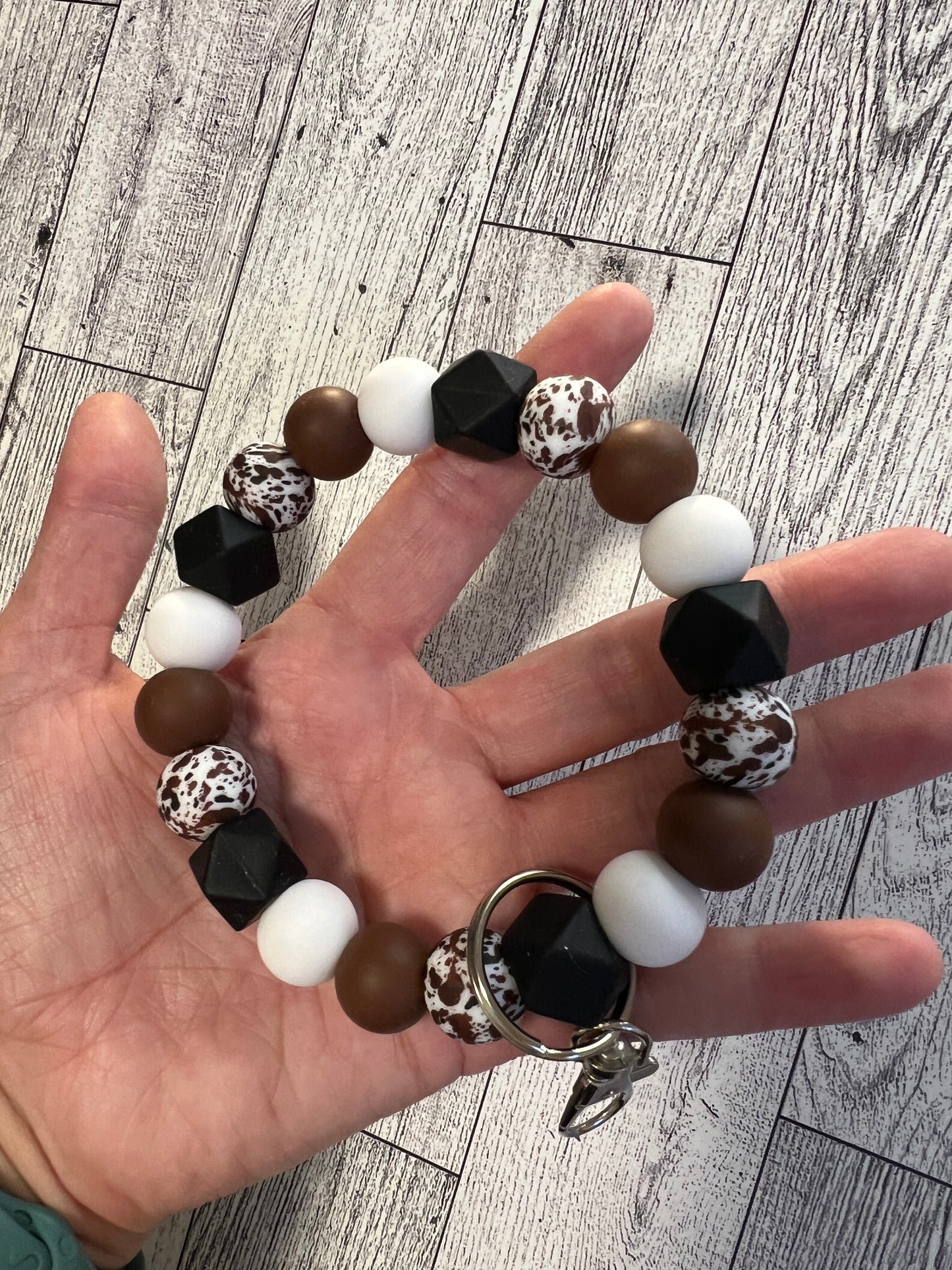 Cowhide silicone bead wristlet